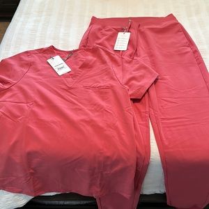 Brand new w tags Mandala scrubs pink coral